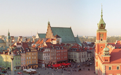ポーランド　その光と影ワルシャワ中心市街